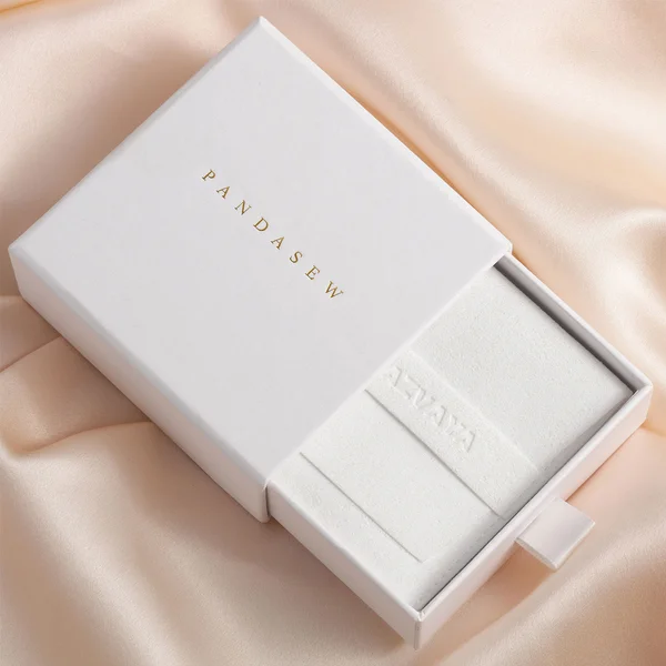 custom-necklace-boxes.webp